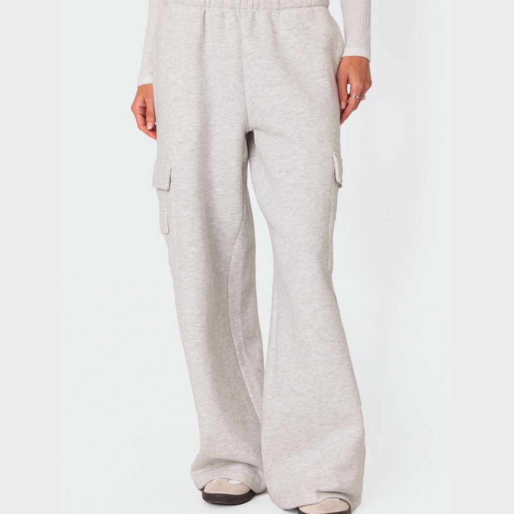 Edikted Light Gray Cargo Joggers